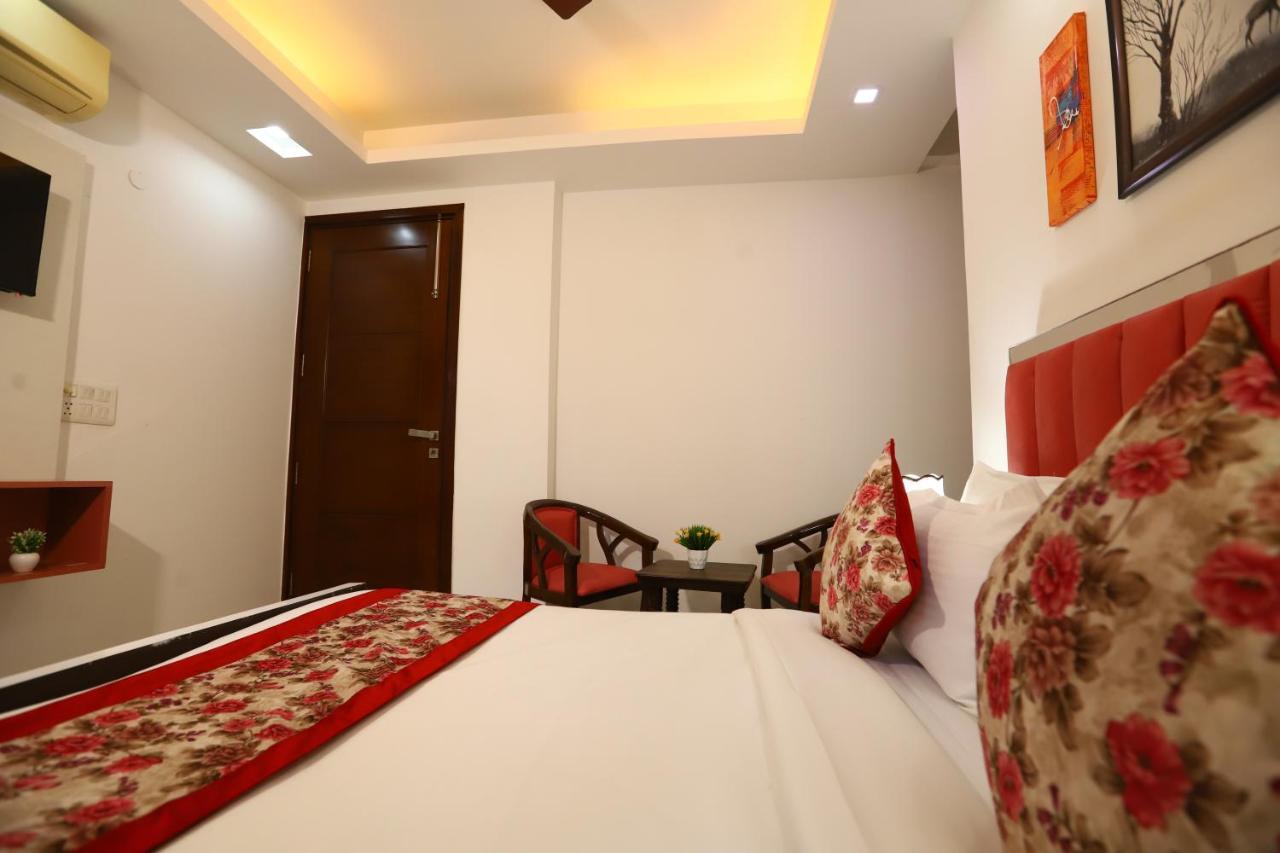 Hotel Nature View Green Park Metro Couple Friendly 新德里 外观 照片