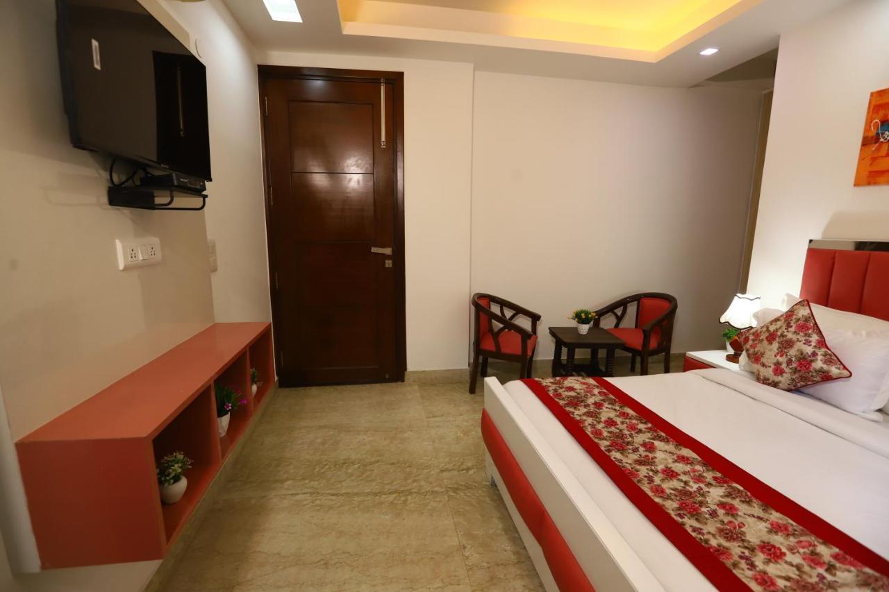 Hotel Nature View Green Park Metro Couple Friendly 新德里 外观 照片